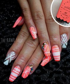 Winnie Huang Nail'd It | Oxygen Random Lines, Naild It, Fun Girl, Fabulous Nails, Unique Nails, Nail Games, Negative Space, Gorgeous Nails, Stiletto Nails