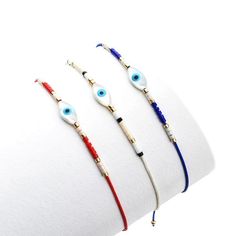 Evil Eye Good Luck String Bracelet Colorful Bead Bracelets, Amulet Bracelet, Making Bracelets With Beads, Energy Jewelry, Red Beaded Bracelet, Bracelet Evil Eye, Good Luck Bracelet, Red Bracelet, Making Bracelets