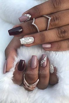 One Glitter Nails, Coffin Nails Designs Summer, Short Coffin Nails Designs, Glitter Accent Nails, Classy Nail Designs, Long Acrylic Nail Designs, Short Coffin, Short Coffin Nails, Work Nails