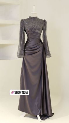 Dress Lebaran, Modest Dresses Fashion, Simple Bridesmaid Dresses, Gowns Dresses Elegant, Soiree Dress, Women Dresses Classy, Style Hijab