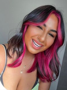 Pink Hair Streaks, Peekaboo Hair Colors, New Hair Color Trends, Pink And Black Hair, Two Tone Hair, Pink Hair Dye, Hair Color Underneath