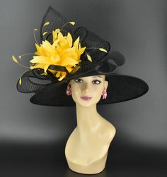 ✿*.Key Features.*✿ This is a wide-brim hat featuring a matching sinamay bow and crin bow, elegantly adorned with a feather flower accent, very beautiful. Great for Kentucky derby, weddings, church, Easter, Royal Ascot, horse races, cocktails, tea party, or any hat wearing occasion. Hat base size: From front to back: 17.75" (45cm) From left to right: 19" (48cm) Wide brim Appr: 5.12~6.5" Head girth: 22.5" (57cm) , adjustable string inside to make smaller to fit your head. If you want other colors in this style, just search the same item code in my store, you will find them. ✿*.Tip.*✿ ❣️If you want a customized piece, please follow the instructions below: 🔹Present style of hat or fascinator you would like from the store, with additional photos of your outfit and any other details you'd like Sinamay Hat, Easter Hat, Tee Party, Horse Races, Royal Ascot Hats, Sinamay Hats, Easter Hats, Hat Wedding, Hat Base