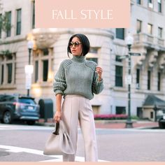 How to tuck a chunky knit sweater Neutral Slacks Outfit, Ann Taylor Outfits 2023, Work Wear 2023, Trousers Outfit Winter, Fantastic Fashion, Fall Workwear, Work Fits, Paris Style