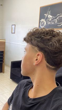 Haircut For Men With Design, Mullet Design Men, Taper Fade Line Design, Taper Freestyle Design, Mid Taper Design, Low Taper Design, Taper Fade With Design, Haircut For Men Short Hair, Back Taper Design