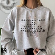 Fandom Long Sleeve Tops With Letter Print, Long Sleeve Fandom Tops With Letter Print, Fandom Crew Neck Sweatshirt For Streetwear, Star Wars Clothes, Cute Star Wars, Star Wars Sweatshirt, Star Wars Outfits, Cute Star, Cute Stars