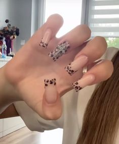 Glamour nails with cross charm🤍 Basic Nails With Charms, Nails With Cross Gems, Nail Inspo With Cross, Cross Design Nails, Nail With Cross, Black Nails With Cross, Nails With Cross Charm, Cross Nails Acrylic, Nails With Cross