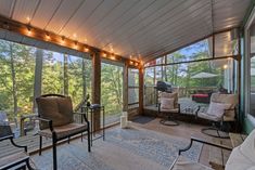 $789K for this fully furnished Muskoka cottage with a screened-in porch and a backup generator