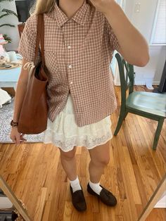 #aesthetic Pottery Outfit Aesthetic, Layered Button Down Shirt Outfit, Primavera Aesthetic, Downtown Summer, Fits Aesthetic, Love Clothing, Mood Board Fashion