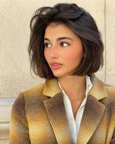 Cassandra Cano on Instagram: "#tommyhilfiger made my day 💛" Short French Bob, 2024 Haircut, Italian Bob, Haircut Bob, French Bob, Hair Things, Hair Inspiration Short, Shot Hair Styles, Short Straight Hair