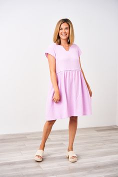 Airy and loose fitting, this dress is as light and soft as a cloud. Beautiful colors meet cotton gauze fabric and effortless style in this show-stopping dress! Pretty and perfect with a cardigan or jean jacket, it’s the perfect dress for the changing fall weather. With discreet, zippered nursing access, it’s never been easier for a nursing mama to look and feel her best! Features Light, airy and loose fitting! 100% Natural cotton fibers Easy front zipper for nursing or pumping access No privacy Spring Blue Nursing-friendly Dress, Knee-length Nursing Friendly Maternity Dress, Summer Nursing-friendly Maternity Dress, Stretch Maternity Dress, Nursing Friendly, Nursing-friendly Cotton Maternity Dresses, Swimwear 2024, Mama Blog, Cotton Gauze Fabric, Dressy Shoes