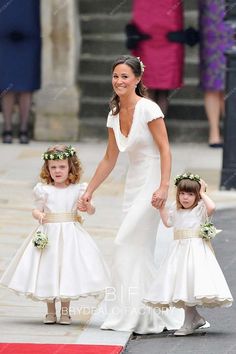 Elegant Satin Half Sleeves Tea Length Flower Girl Dress Pippa Middleton Bridesmaid, Pippa Middleton Bridesmaid Dress, William Kate Wedding, Pippa Middleton Wedding, Tea Length Flower Girl Dress, Kate Middleton Wedding, Carole Middleton, Bride Sister, Pippa Middleton