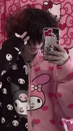 Ftm Outfits, Pink Emo, Cute Emo Outfits, Alt Boy, Goth Outfit Ideas, Techwear Fashion, Cute Emo, Emo Outfits, Fluffy Hair