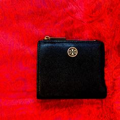 Tory Burch Mini Wallet. Snap Closure And Zippered Coin Pocket. Tory Burch Bags, Tory Burch Bag, Mini Wallet, Snap Closure, Tory Burch, Wallets, Coin, Bag Lady, Wallet