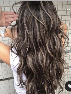 balayage hair, balayage for dark brown hair, brown to blonde balayage, blonde balayage on dark hair Dark Hair With Highlights, Brown Hair With Blonde Highlights, Balayage Brunette, Brown Hair With Highlights, Hair Color Balayage