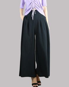 *A flowing design of skirt shaped pants for spring and fall.* Two pockets, they are big enough for Iphone and your hands.* Fixed front, elastic on back.* Material: 50% linen, 50% cottonCustom made to fit, lead time is 6-8 days;Let us know your usual size in your country and your overall height.If you have some specific request or special characters such as broad shoulder, long arms, long waist, etc you think we need pay attention to when making, do let me know.* Colors: 1. Black 2. Blue* Shop si Linen Pants For Women, Dark Green Skirt, Elastic Waist Trousers, Chiffon Pants, Linen Drawstring Pants, Pants Elastic Waist, Pants Loose, Winter Skirt, Wide Leg Linen Pants