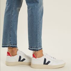 Yes, They Come With Laces. Laces Are Not On Due To Proper Storage Color Extra White Nutico Pekin Sustainable Fashion Eu 36 Us 5 Shoes Veja, Veja V 10, Veja Shoes, Fashion Sneakers, Sneakers White, Leather Sneakers, Womens Shoes Sneakers, Sneakers Fashion, Sustainable Fashion