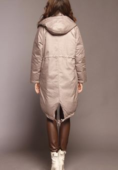 Parka Style, Winter Parka, Down Parka, Fashion Winter, Taupe Color, Fur Collar, Medium Length, Style Fashion