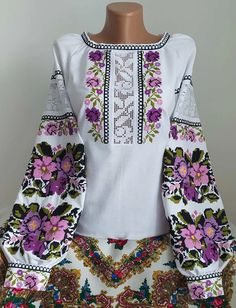 Украинская Вышиванка Вышитая блузка для женщин на белом - Etsy Украина Folk-style Fitted Embroidered Top With Long Sleeves, Folk Style Fitted Embroidered Top With Long Sleeves, Traditional Peasant Top With Floral Embroidery For Fall, Fitted Long Sleeve Folk Embroidered Top, Folk Style Fitted Long Sleeve Embroidered Top, Traditional Embroidered Fitted Top For Fall, Traditional Fall Peasant Top With Floral Embroidery, Traditional Peasant Top With Embroidered Sleeves For Fall, Traditional Fitted Embroidered Top For Fall