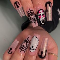 God Nails, Ghostface Nails, Black Halloween Nails, Horror Nails, Nail Art Halloween, Holloween Nails, Spooky Nails, Halloween Acrylic Nails, Cute Halloween Nails