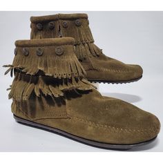 Minnetonka Moccasins Women's Loden Boho Double Fringe Suede Ankle Boots Size 7.5 New Without Tags Or Box. See Pictures. Minnetonka Moccasin Limited Edition Loden Boot Soft Suede Leather Upper Antique Brass Metal Concho Accents (Medallions) Side Zipper Closure Cushioned Footbed A15 Western Moccasins With Rubber Sole For Fall, Western Style Closed Toe Moccasins For Fall, Fall Western Closed Toe Moccasins, Casual Fringe Boots With Round Toe, Western Style Slip-on Moccasins For Festivals, Brown Slip-on Festival Boots, Bohemian Leather Moccasins For Fall, Casual Suede Moccasins With Fringe, Fall Bohemian Leather Moccasins