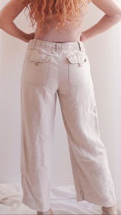 100% linen features side pockets, back pockets, belt loops. Size 8 Measurements: Waist: 32" Hips: 42" Rise: 10.5" Inseam: 25" Leslie is 5'3" and a size 4 Casual Linen Bottoms With Side Pockets, Casual Linen Pants With Pockets, High Waisted Linen Bottoms With Belt Loops, Straight Leg Linen Pants With Side Pockets, Casual Linen Pants With Patch Pockets, Beige Linen Cargo Pants For Spring, Linen Bottoms With Belt Loops And Straight Leg, Spring Linen Bottoms With Pockets, Summer Linen Relaxed Fit Cargo Pants