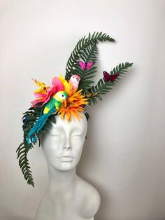 Tropical Headpiece Bird Fascinator Derby Headdress - Etsy Australia Luau Headpiece, Jungle Headpiece, Hawaiian Head Piece, Diy Derby Fascinator, Tropical Headpiece, Caribana Costume, Bird Fascinator, Bird Headpiece, Tropical Costume