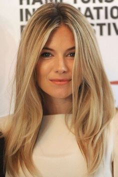 Medium-Length Hairstyles We’re Loving Right Now | Southern Living Wispy Layers, Barrel Curls, Super Hair, Long Straight Hair, Long Hair Cuts, Blonde Bob, Medium Length Hair Cuts