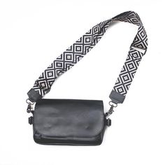 Size:Horizontal length:22CM,Vertical Height:14CM,Thickness:5CM Rectangular Bag Strap With Cell Phone Pocket For On-the-go, Trendy Daily Use Phone Pouch Bag, Trendy Phone Bag With Detachable Strap For Everyday Use, Rectangular Belt Bag With Adjustable Strap For Daily Use, Daily Use Satchel Phone Bag With Adjustable Strap, Square Phone Bag With Removable Pouch For Daily Use, Trendy Rectangular Phone Bag For Everyday Use, Adjustable Strap Phone Shoulder Bag For On-the-go, Rectangular Phone Bag With Cell Phone Pocket