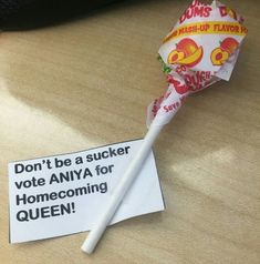 a lollipop stick that has been placed on a table