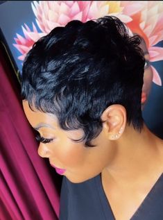 Pixie Cuts For Black Women, Short Relaxed Hairstyles, Short Hair Images, Natural Hair Short Cuts, Short Hair Pixie Cuts, Short Sassy Hair, Stunning Style, Sassy Hair, Edgy Hair