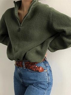 https://fas.st/_9ODb Zippered Sweater, Looks Street Style, Mode Inspo, Maxi Skirts, 가을 패션, Outfit Inspo Fall, Inspiration Mode, Mode Vintage, Looks Style