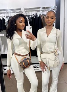 Baddie Besties, Best Friend Outfits, Rich Girl Lifestyle, Winter Fashion Outfits Casual, Stylish Summer Outfits, Outfit Layout