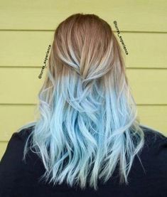 Light Blue Hair Dye, Light Blue Hair Color, Blue Tips Hair, Hair Color Tips, Blue Hair Color, Pastel Blue Hair, Frozen Hair