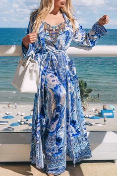 Sophia Long Robe Long Wrap Dress, Blue And White Chinoiserie, Old Outfits, Printed Robe, Blue And White China, Blue And White Dress, White China, Long Dress Casual, Blue Pants