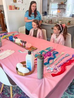 Spa Day Birthday Party Activities, Spa Birthday Party Food Ideas, Girls Spa Party Games, Spa Day Themed Birthday Party, Spa Party Ideas For Girls Birthday Kids, Spa Birthday Activities, Nail Spa Birthday Party For Kids, 6th Birthday Spa Party Ideas, Spa Birthday Party Activities