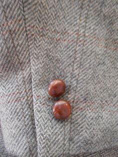 "Wellington clothes custom made men's classic dress/sport jacket Camel hair Woven in Scotland Herringbone and stripes Two front pockets with flaps, one top pocket Three inside pockets Great condition Dimension shoulder 18\" chest 22\" sleeve 24\" length 31\"" Brown Sport Coat With Button Cuffs For Fall, Semi-formal Brown Tweed Jacket With Buttons, Brown Semi-formal Tweed Jacket, Fall Sport Coat With Notch Lapel And Buttons, Brown Tweed Jacket With Notch Lapel, Notch Lapel Sport Coat With Buttons For Fall, Fall Notch Lapel Sport Coat With Buttons, Fall Notch Lapel Sport Coat, Fitted Brown Sport Coat With Buttons