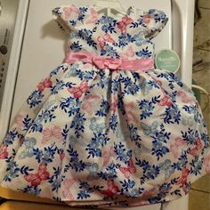 New, Never Worn Blue Floral Print Dress For Dress-up, Blue Floral Print Playtime Dress, Floral Butterfly, Butterfly Dress, Dresses Floral, Kids' Dresses, White Blue, Colorful Dresses, Blue White