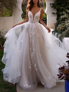 Wedding Dresses A Line V Neck Sleeveless Lace Appliqued Bridal Gowns With Train Wedding Dresses 3d Flowers, Wedding Dress Spaghetti Straps, Pnina Tornai, Cute Wedding Dress, Sweetheart Wedding Dress, Dream Wedding Ideas Dresses, Backless Wedding, A Wedding Dress, Bridal Fashion Week