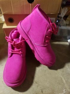 UGG K Neumel ll Hot Pink Kids Boots K/1017320K Size 3. Casual Pink Boots With Rubber Sole, Casual Round Toe Boots, Casual Pink Slip-on Boots, Hot Pink Uggs Outfit, Hot Pink Uggs, Pink Uggs Outfit, Uggs Neumel, Pink Uggs, Uggs Outfit