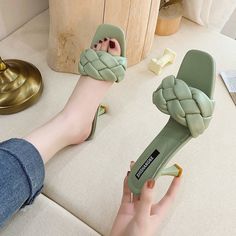 Brand Name: OYMLGPump Type: BasicHeel Type: Thin HeelsOrigin: CN(Origin)Upper Material: PUToe Shape: Square ToeWith Platforms: NoHeel Height: Med (3cm-5cm)Fit: Fits true to size, take your normal sizeStyle: FashionInsole Material: PUOccasion: CasualSeason: SummerOutsole Material: RubberClosure Type: Slip-On Luxury Slides, Summer High Heels, Blue Office, Ankle Socks Women, High Heel Mules, Low Heel Sandals, Slides Women, Beige Shoes, Casual Slippers