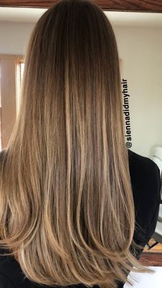 Back To Brown Hair From Blonde, Sand Blonde Hair Balayage, Brunette Hair With Balayage, Balayage Hair Dirty Blonde, Baby Lights Caramelo, Dirty Brown Hair, Hair Colors For Brown Eyes, Honey Caramel Highlights, Sand Blonde Hair