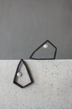 Minimalist Products, Pearl Statement Earrings, Bijoux Fil Aluminium, Products Ideas, Earrings Wood, Minimal Jewelry, Earrings Minimalist, Geometric Jewelry