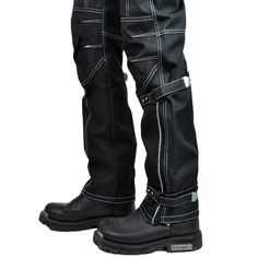 Oxford Waterproof Motorcycle Riding Pants is built to beef up a rider’s defenses against the elements. These Oxford Waterproof Motorcycle Riding Pants are versatile to encounter all types of riding conditions, no matter if you are touring the backcountry, cruising the main street, or carving canyons. It is for protecti Motorcycle Riding Pants, Biker Denim, Motorcycle Jeans, Riding Jeans, Futuristic Motorcycle, Motorcycle Pants, Riding Pants, Motorcycle Riding, Autumn Collection