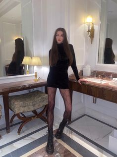 Mini Skirt Nye Outfit, Black Low Rise Skirt Outfit, Dr Martens Night Out Outfit, Fall Night Out Outfit Aesthetic, Tights With Mini Skirt, Black Skirt Nye Outfit, Black Mini Skirt And Black Tights Outfit, Black Low Rise Mini Skirt Outfit, London Date Night Outfit