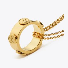 Our signature collection, reimagined as jewelry. The Miller Stud Circle Pendant looks great solo or layered with longer necklaces. Tory Burch Necklace, Tory Burch Jewelry, Tory Burch Miller, Handbag Shoes, Circle Pendant, Signature Collection, New Handbags, Designer Jewelry, Necklace Designs