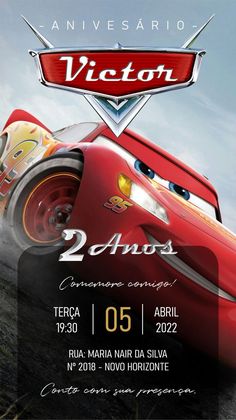 the movie poster for cars 2 is shown in spanish and english, as well as an image