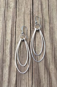 Silver Hoop Earrings, Double Silver Hammered Hoop Earrings Jewelry Hoop Earrings, Hammered Silver Jewelry, Modern Silver Jewelry, Simple Silver Jewelry, Long Silver Earrings, Black Tees, Earrings Double, Hoop Earrings Silver, Silver Jewellery Indian