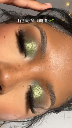 Glitter Holiday Makeup, Mekap Mata, 20 Makeup, Makeup For Black Skin, Barbie Makeup, Brown Skin Makeup, Swag Makeup, Green Makeup