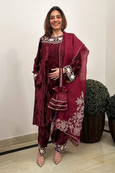 Wine makhmal kurta with floral and thread embroidery. Comes with pant and a pure silk organza dupatta. - Aza Fashions Organza Palazzo Set With Resham Embroidery For Navratri, Navratri Organza Palazzo Set With Resham Embroidery, Navratri Dabka Organza Sets, Traditional Organza Palazzo Set With Dabka Work, Organza Palazzo Set With Dabka For Eid, Traditional Organza Palazzo Set With Dupatta, Organza Palazzo Set With Dabka For Diwali, Embroidered Organza Palazzo Set For Navratri, Traditional Organza Sets With Dabka Details