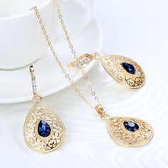 Elegant Algeria Wedding Jewelry Sets Women Earring Necklace Arab Gold Color Ethnic Bridal Jewelry Bijoux Crystal GiftModel Number:1005001612839872 Arab Gold, Arabic Jewelry, Heritage Jewellery, Jewelry Elegant, Detailed Jewelry, Rhinestone Jewelry, Wedding Jewelry Sets, Bridal Jewelry Sets, Ethnic Jewelry